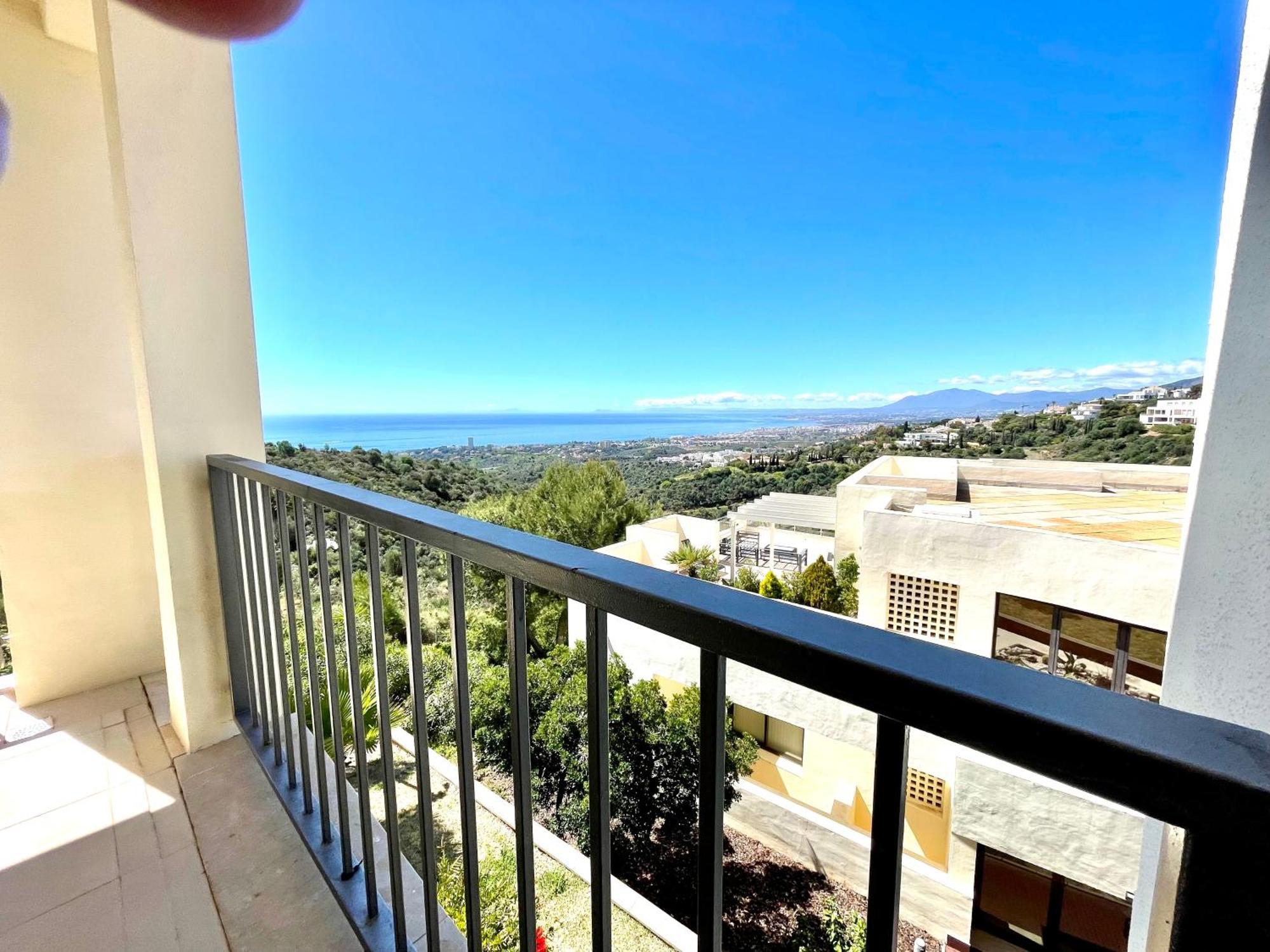 Spectacular Views - Luxury Apartment In Resort - Marbella Hills Екстер'єр фото