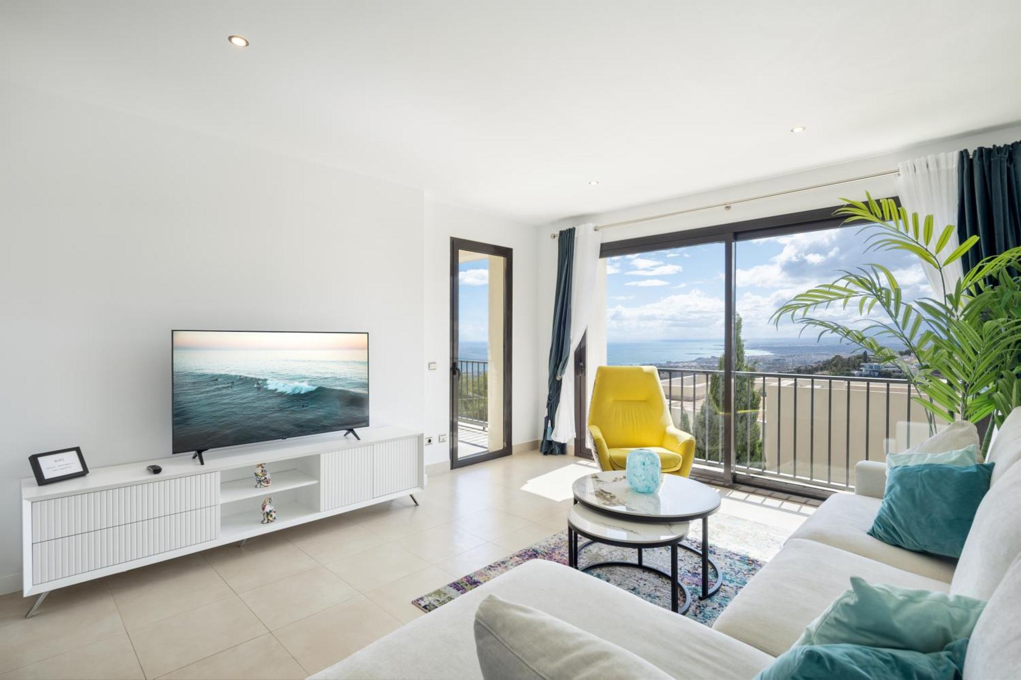 Spectacular Views - Luxury Apartment In Resort - Marbella Hills Екстер'єр фото